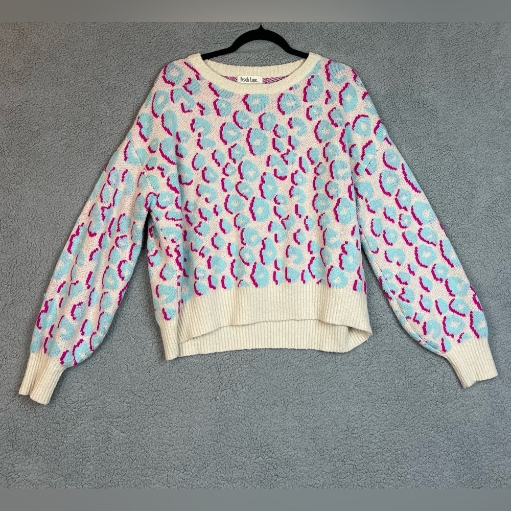 Peach Love cheetah print sweater Womens Size Medium